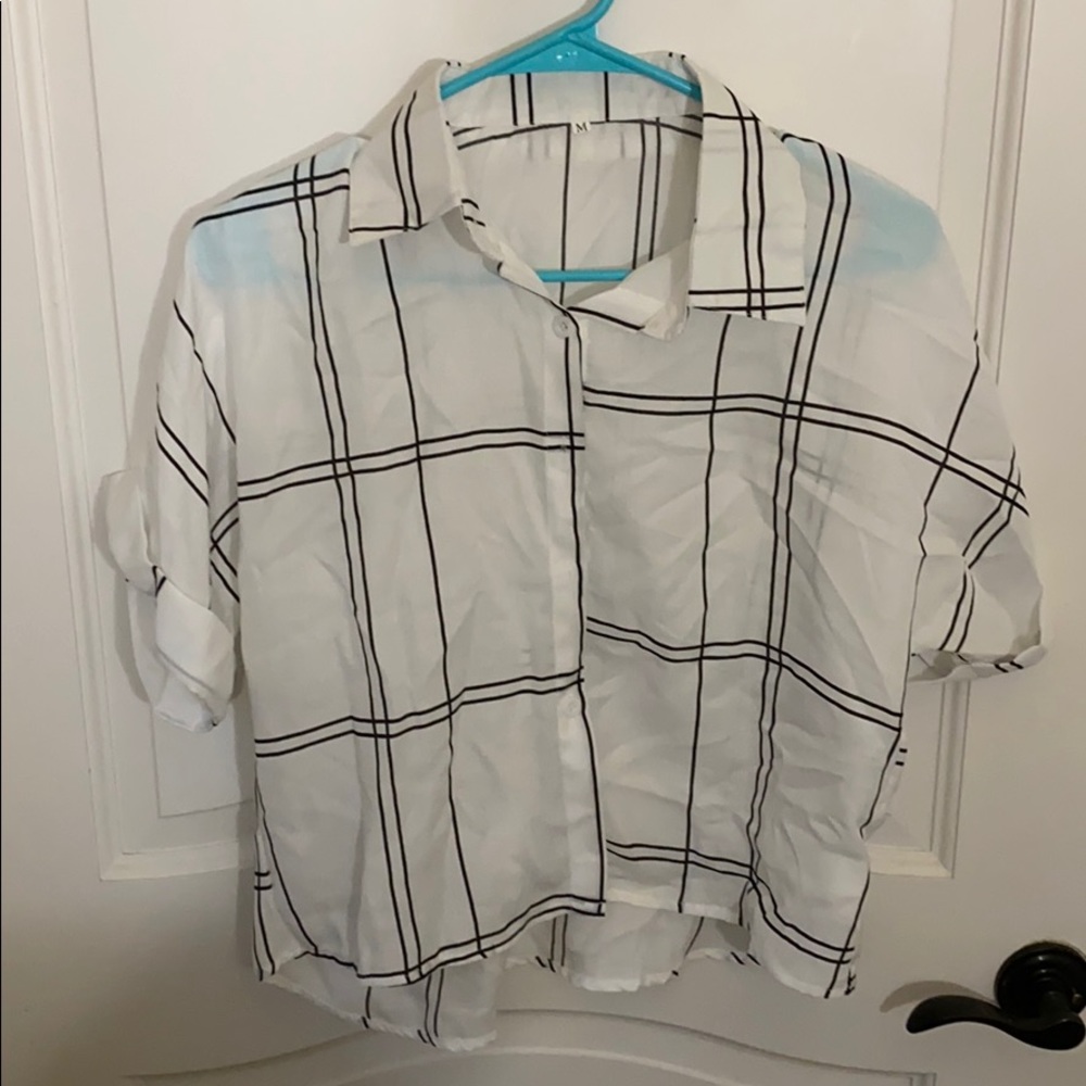 Button Up Cropped Checkered Shirt